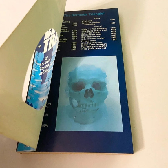 Vintage 1975 The Bermuda Triangle by Adi Kent  Thomas Jeffrey Paperback - Picture 6 of 15